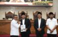 Gelar Rapat Paripuna, DPRD Kota Batam Terima Dokumen Ranperda Pemakaman dan LKPj Walikota
