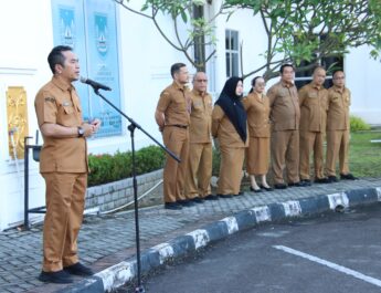 Apel Pagi Pegawai Sekretariat DPRD Kota Batam, Zulkifli Aman: Disiplin Perlu Keikhlasan