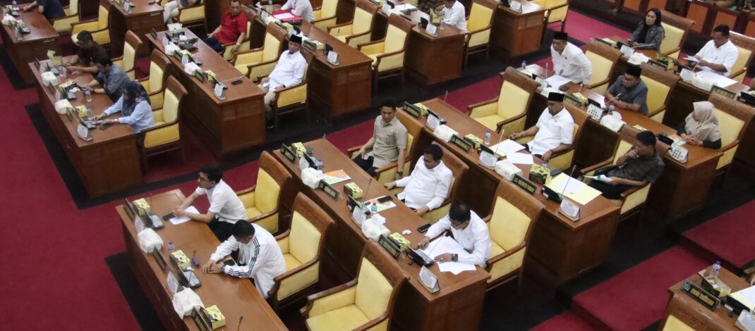 Fraksi-Fraksi DPRD Kota Batam Setujui Lanjutkan Pembahasan Ranperda Perubahan APBD 2025