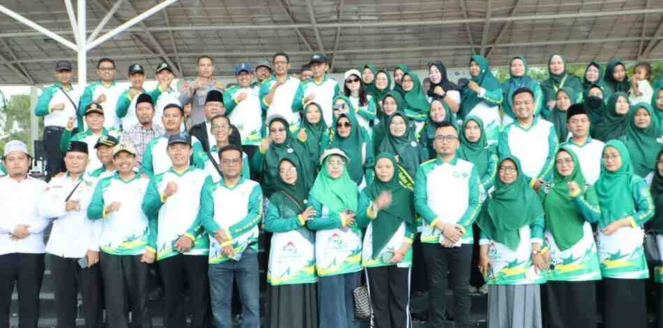 Hadiri Pembukaan Porseni RA dan Madrasah 2025, Ketua DPRD Batam Ucapkan Selamat Bertanding