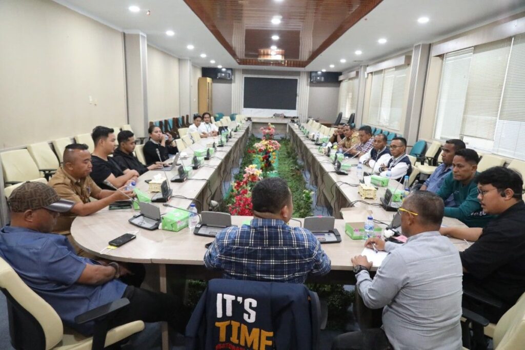 DPRD Batam Terima Audiensi Askot PSSI 2