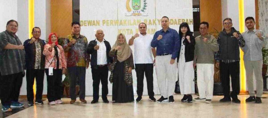 Anggota DPRD Kota Batam Haji Arlon Veristo Sambut Kunker Anggota DPRD DKI Jakarta, Bahas SPBE dan Pengelolaan Lingkungan