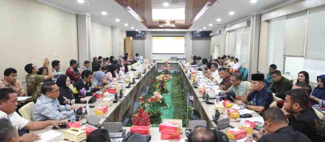 Anggota DPRD Batam Ikut Sosialisasi Kamus Pokir